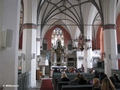 Heiligkeistkirche, Innenraum mit Altar