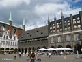 Markt mit Rathaus