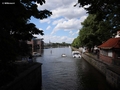 Auf der Holstenbrücke, die Trave
