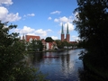 An der Trave mit dem Dom zu Lübeck