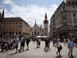 Marienplatz, hinten das Alte Rathaus
